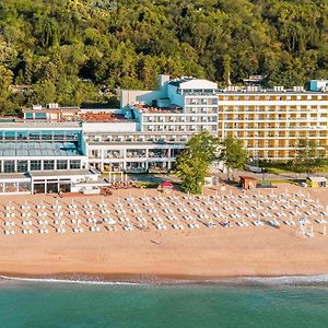 Grifid Encanto Beach Hotel - Wellness&Spa